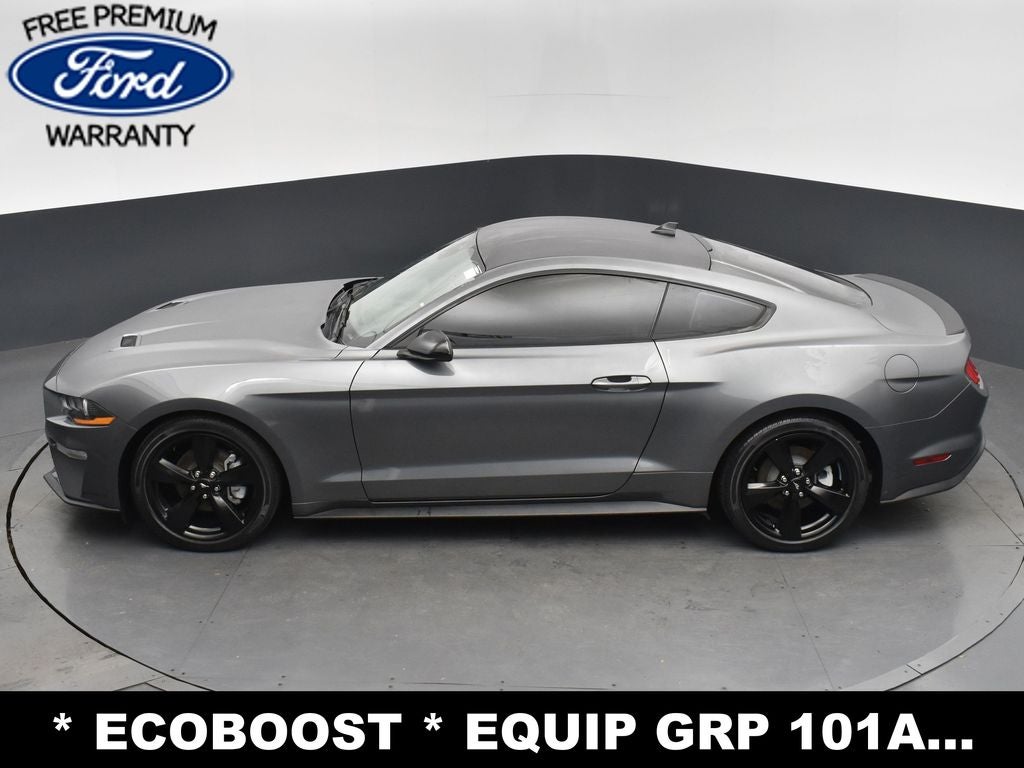 2022 Ford Mustang EcoBoost