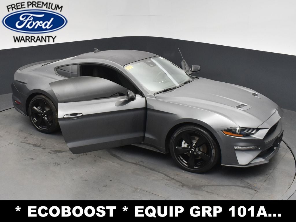 2022 Ford Mustang EcoBoost