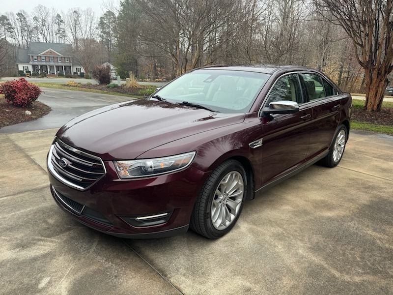 2019 Ford Taurus Limited