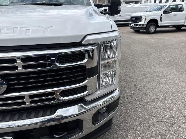 2026 Ford Chassis Cab F-350® XL