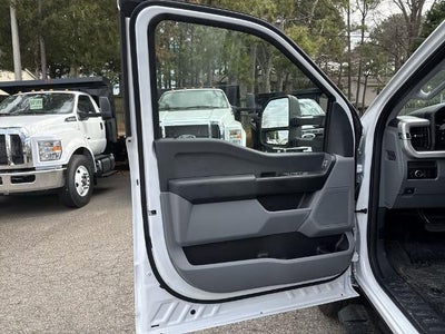 2026 Ford Chassis Cab F-350® XL