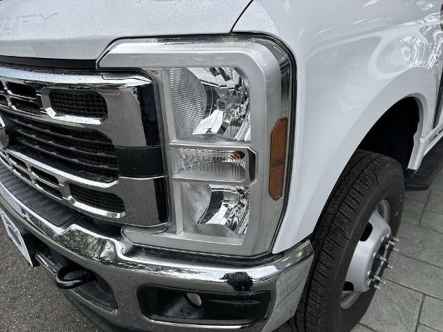 2026 Ford Chassis Cab F-350® XL