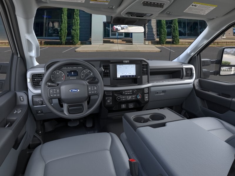 2025 Ford Chassis Cab F-550® XL