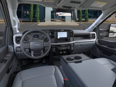 2025 Ford Chassis Cab F-550® XL