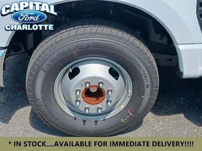 2024 Ford Chassis Cab F-350® XL