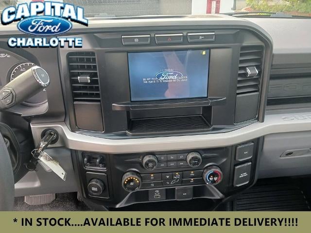 2024 Ford Chassis Cab F-450® XL