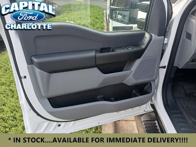 2024 Ford Chassis Cab F-450® XL