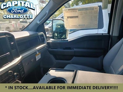 2024 Ford Chassis Cab F-450® XL