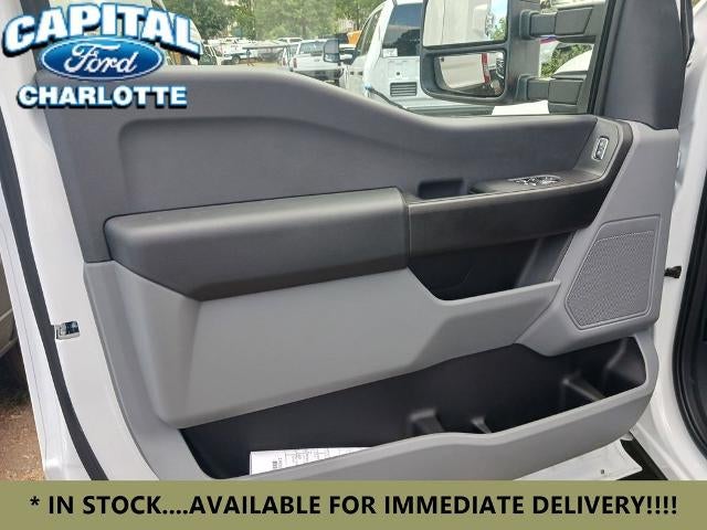 2024 Ford Chassis Cab F-550® XL