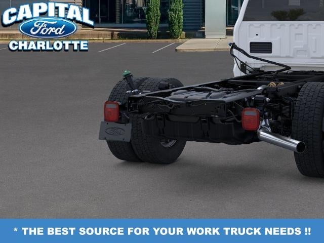 2025 Ford Chassis Cab F-550® XL
