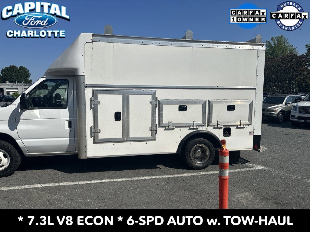2023 Ford E-350SD Base Box Utility