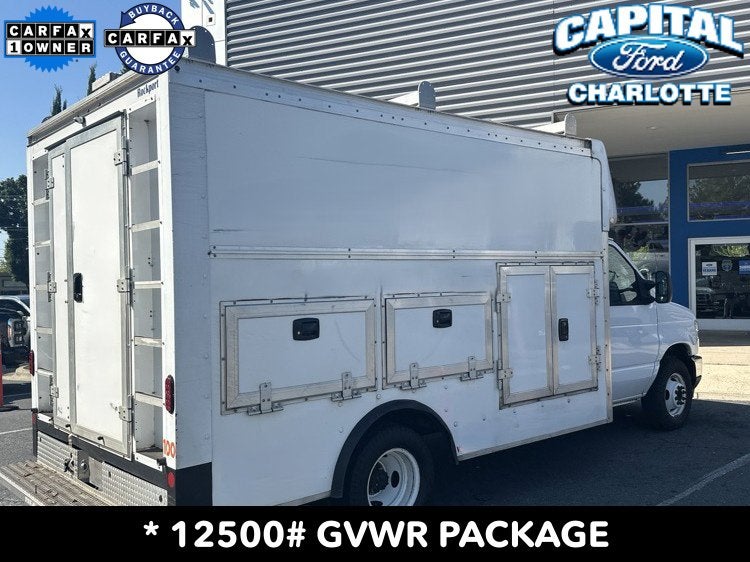 2023 Ford E-350SD Base Box Utility