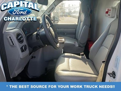 2025 Ford Econoline Cutaway E-350 SRW