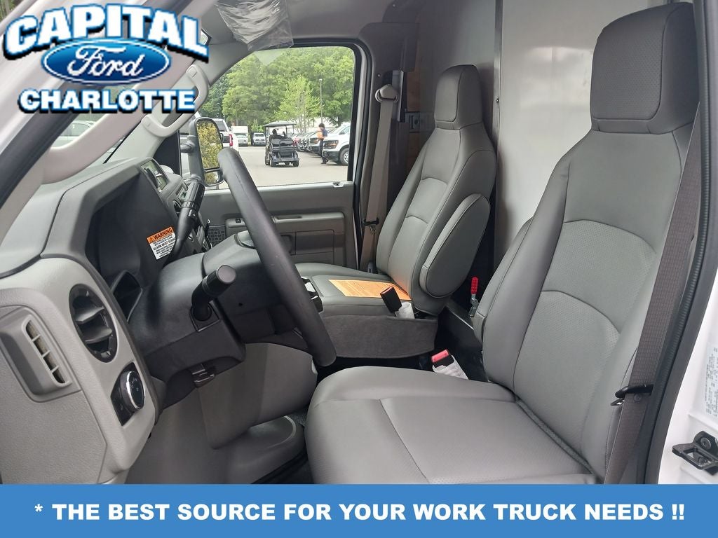 2027 Ford E-350SD Base Box Truck