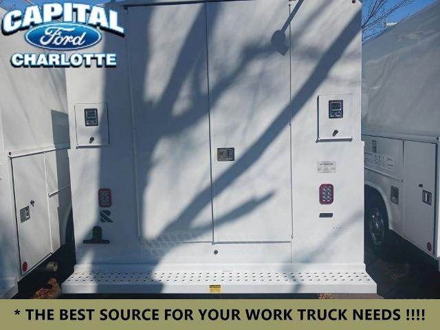 2024 Ford Econoline Cutaway E-350 SRW