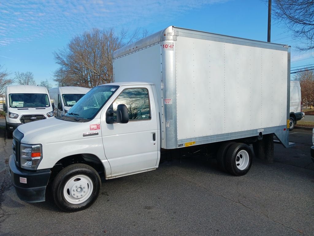 2024 Ford E-350SD Base 12' BOX