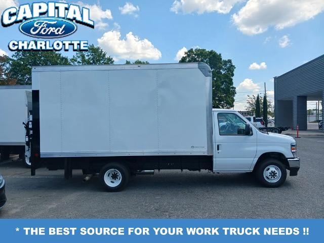2027 Ford Econoline Cutaway E-350 SRW