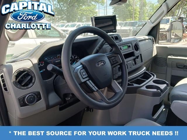2027 Ford Econoline Cutaway E-350 SRW
