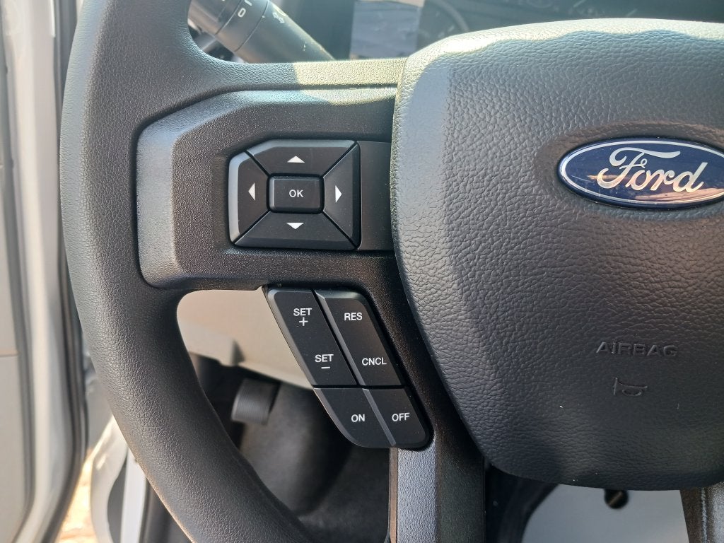 2027 Ford E-350SD Base Cutaway