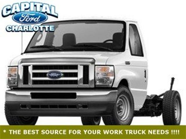 2025 Ford Econoline Cutaway E-350 SRW