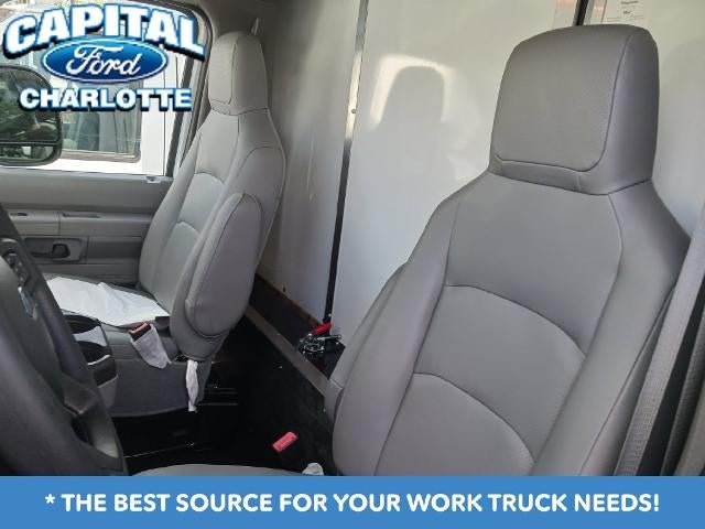 2027 Ford Econoline Cutaway E-450 DRW