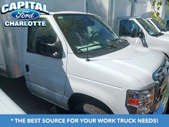 2027 Ford Econoline Cutaway E-450 DRW