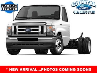 2024 Ford E-450SD Base