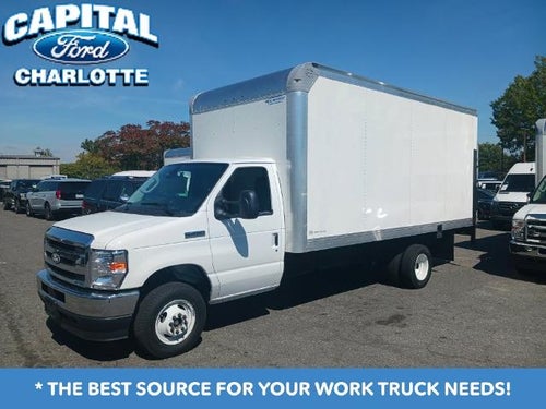 2027 Ford Econoline Cutaway E-450 DRW