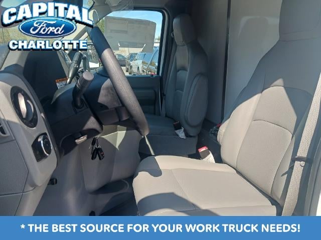 2027 Ford Econoline Cutaway E-450 DRW