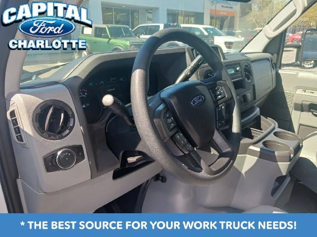 2027 Ford Econoline Cutaway E-450 DRW