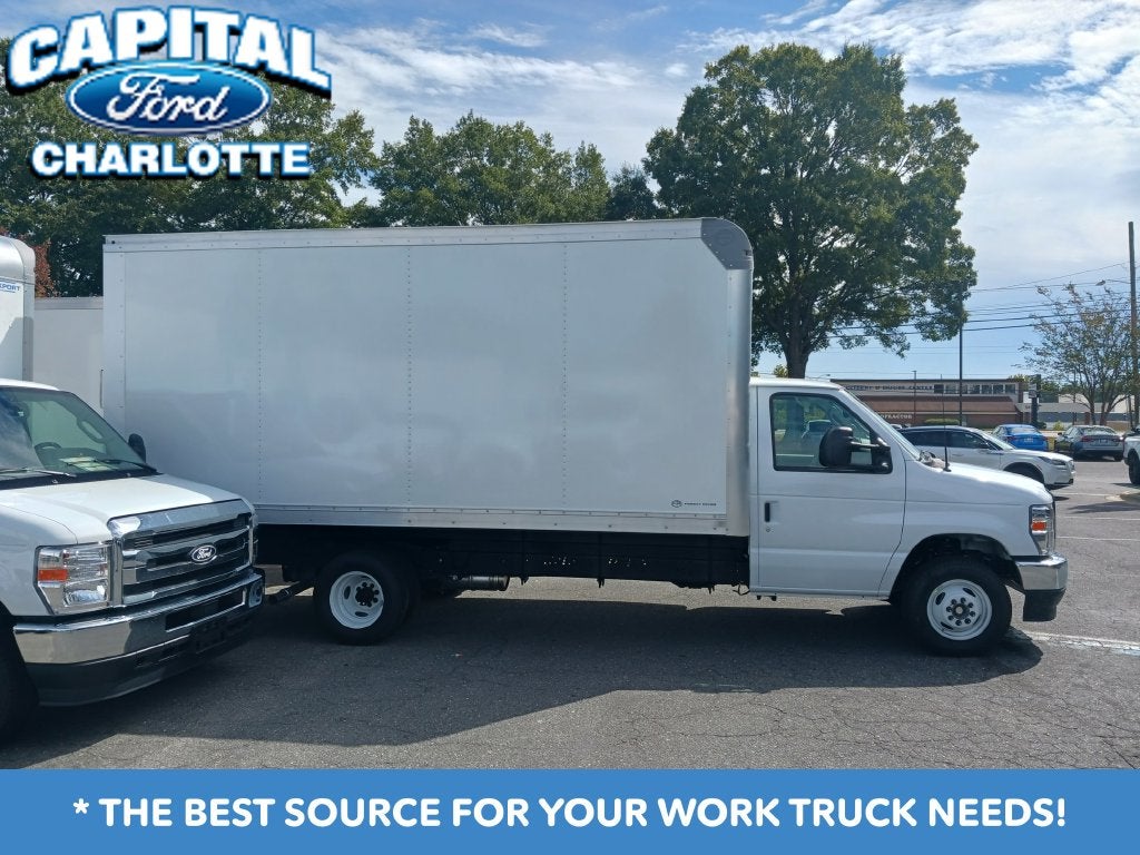 2027 Ford Econoline Cutaway E-450 DRW