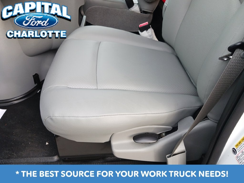 2027 Ford Econoline Cutaway E-450 DRW