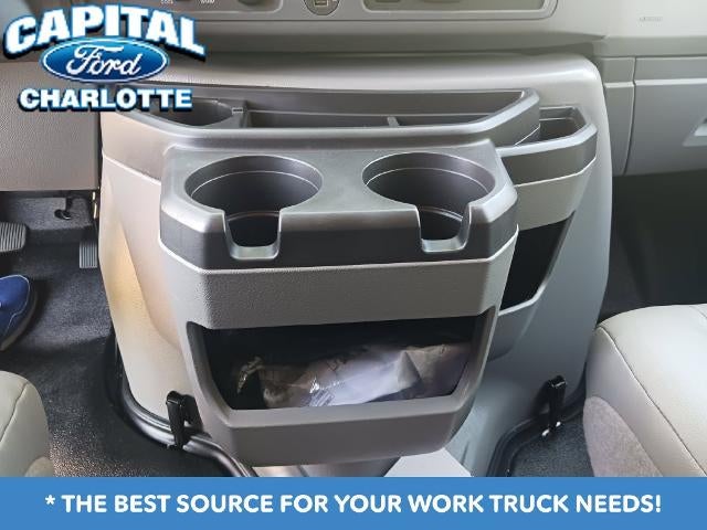 2027 Ford Econoline Cutaway E-450 DRW