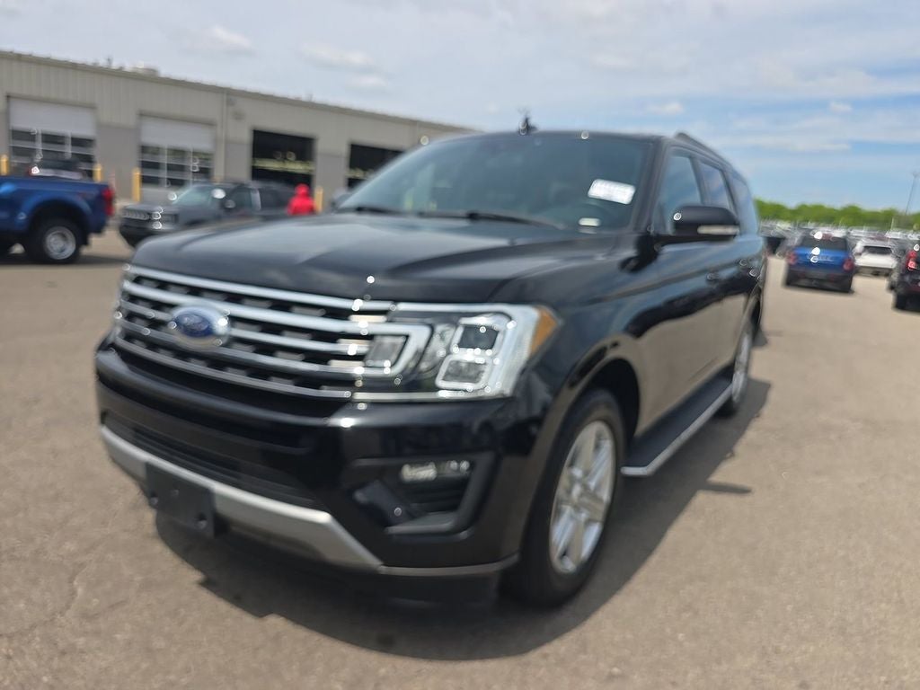 2020 Ford Expedition XLT's photo