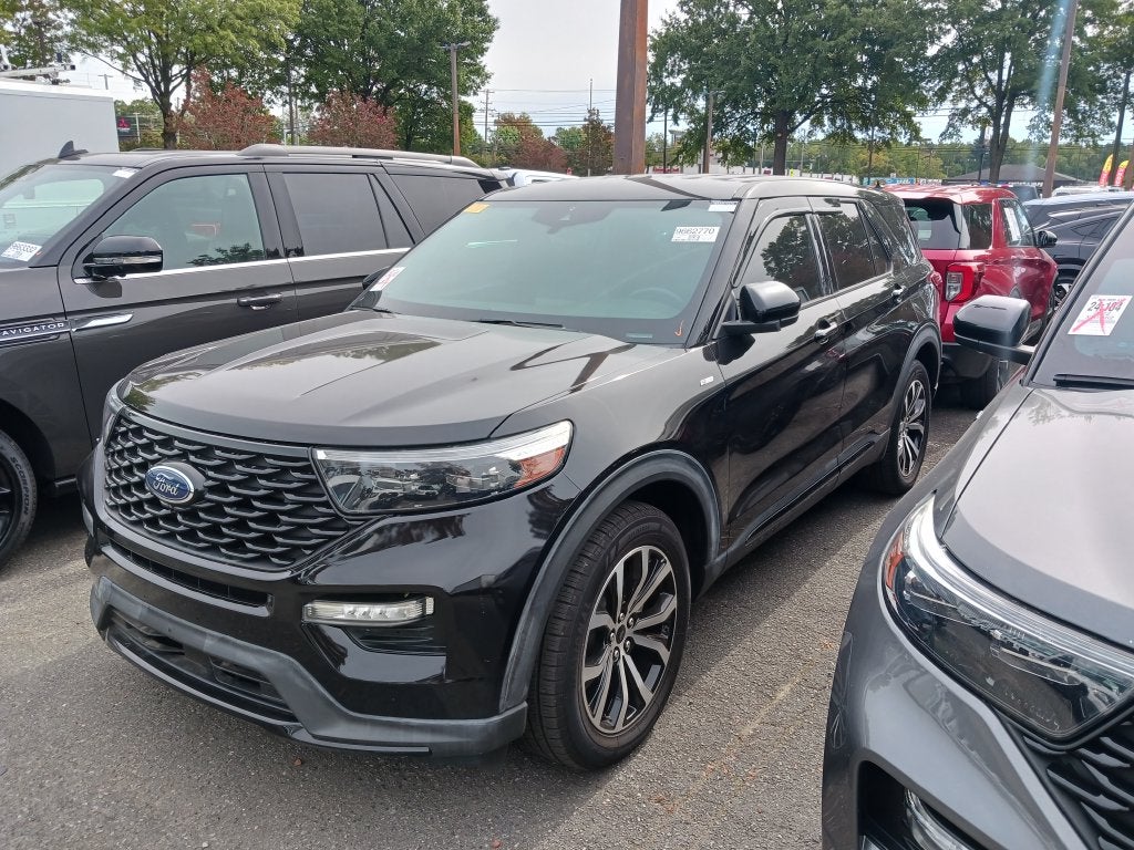 2022 Ford Explorer ST-Line