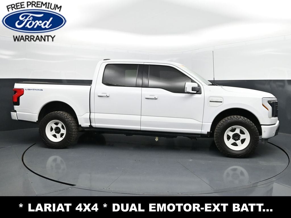 2023 Ford F-150 Lightning Lariat