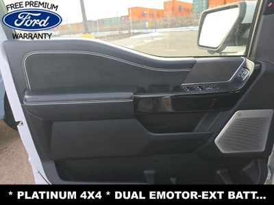 2022 Ford F-150 Lightning Platinum