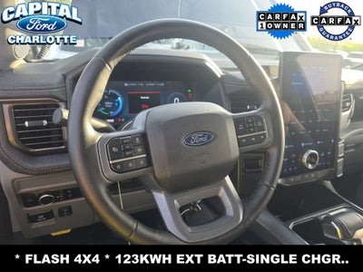 2025 Ford F-150 Lightning Flash