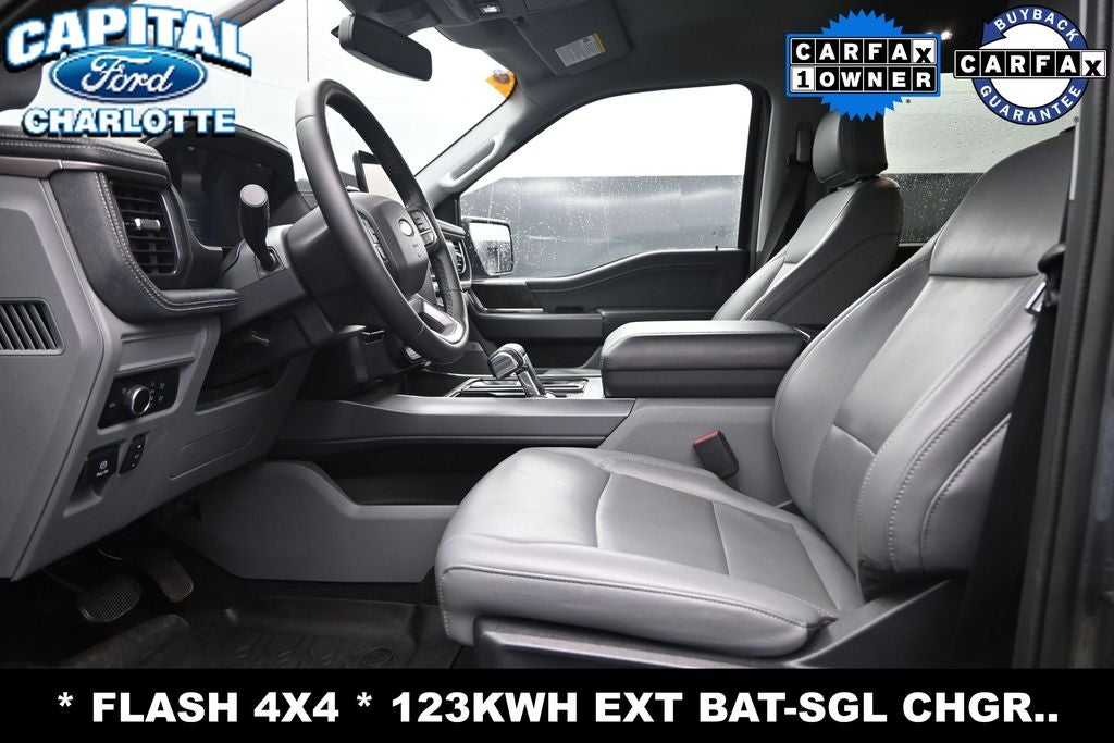 2025 Ford F-150 Lightning Flash