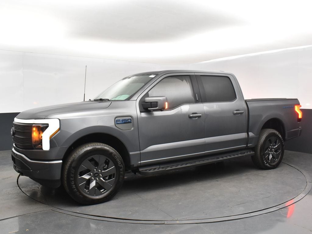 2024 Ford F-150 Lightning Lariat