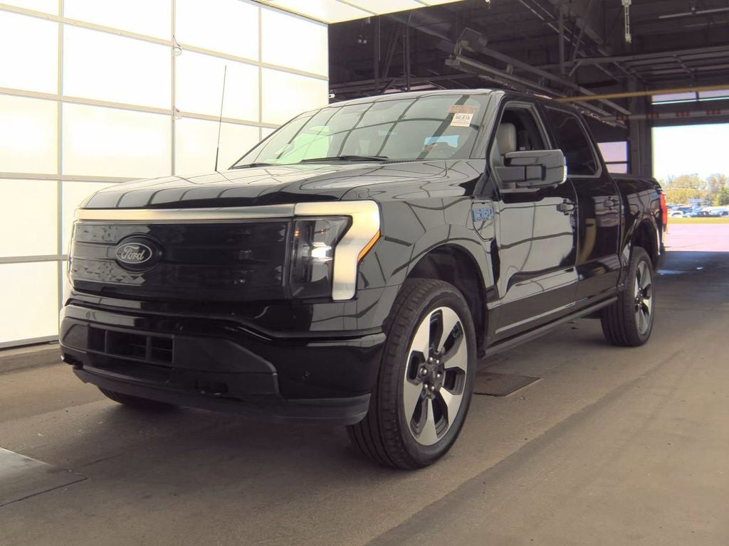 2025 Ford F-150 Lightning Platinum
