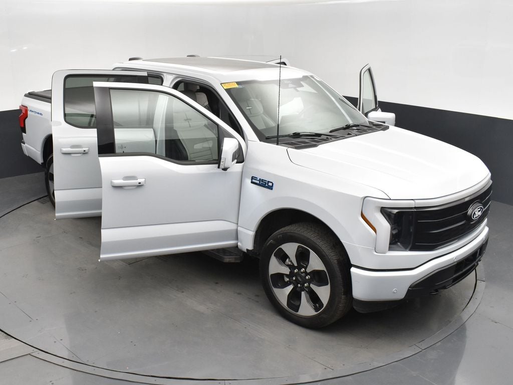 2025 Ford F-150 Lightning Platinum