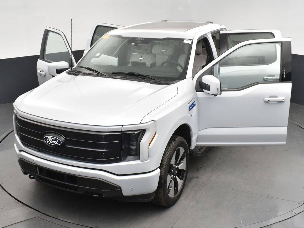 2025 Ford F-150 Lightning Platinum