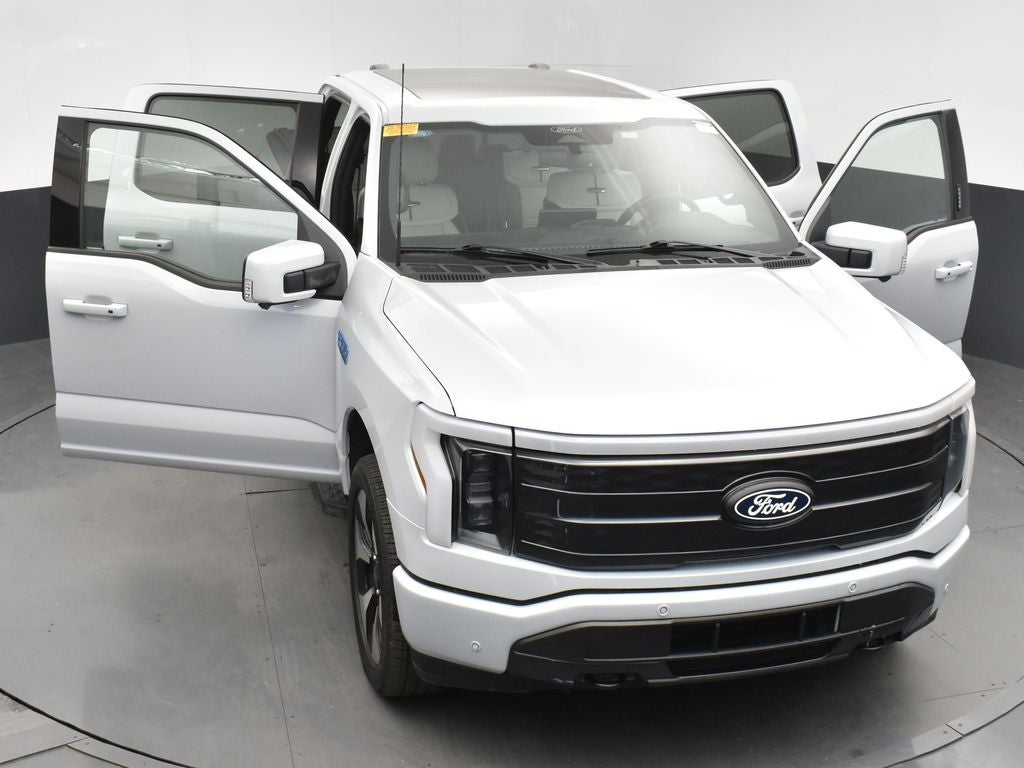 2025 Ford F-150 Lightning Platinum