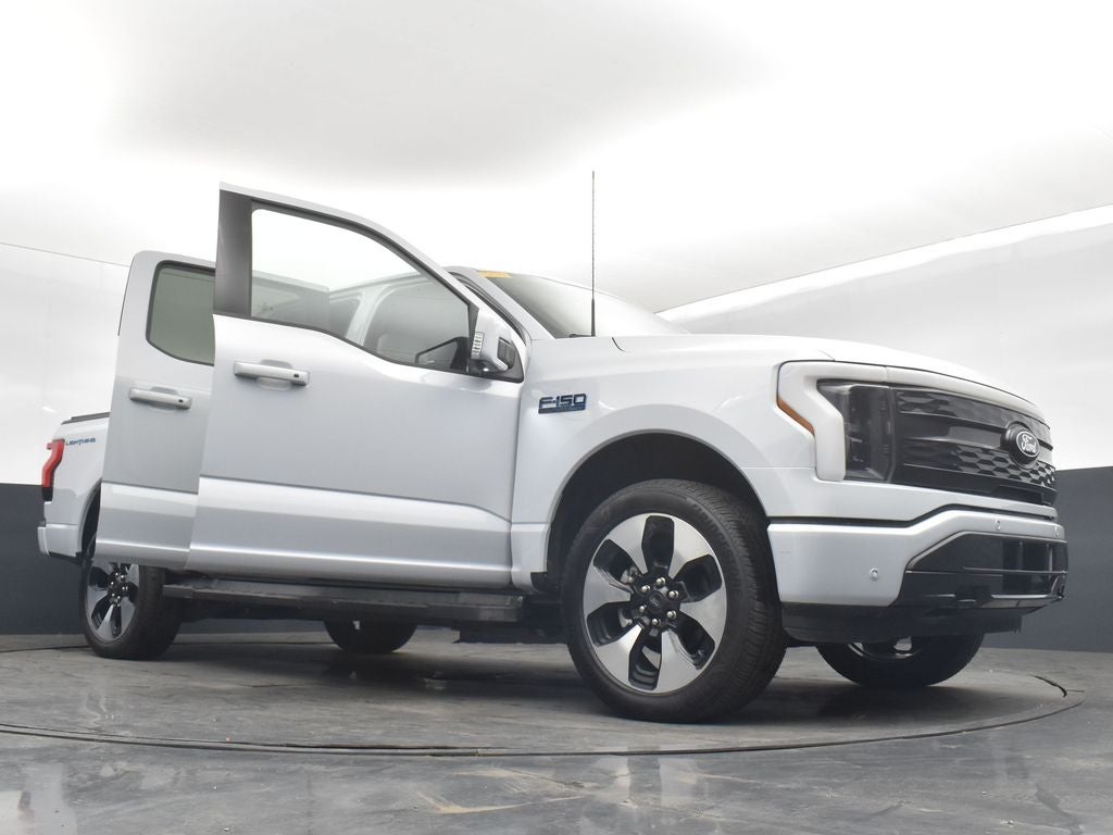 2025 Ford F-150 Lightning Platinum