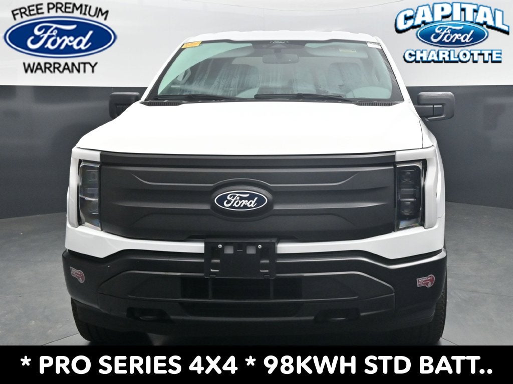 2024 Ford F-150 Lightning Pro