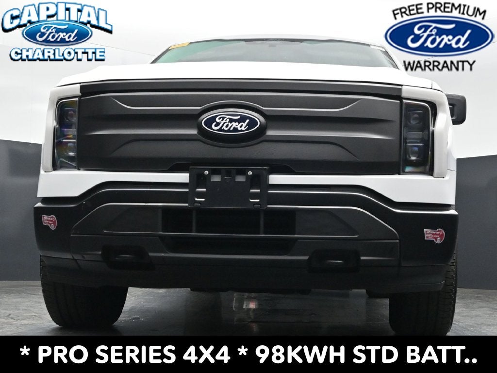 2024 Ford F-150 Lightning Pro