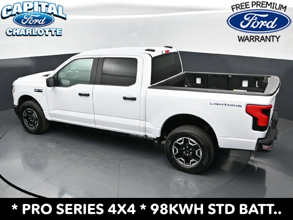 2024 Ford F-150 Lightning Pro