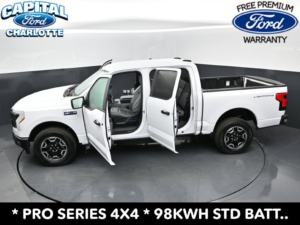 2024 Ford F-150 Lightning Pro