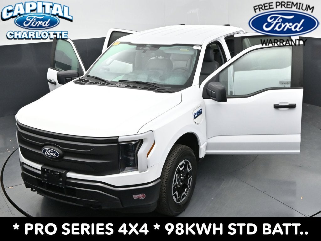 2024 Ford F-150 Lightning Pro